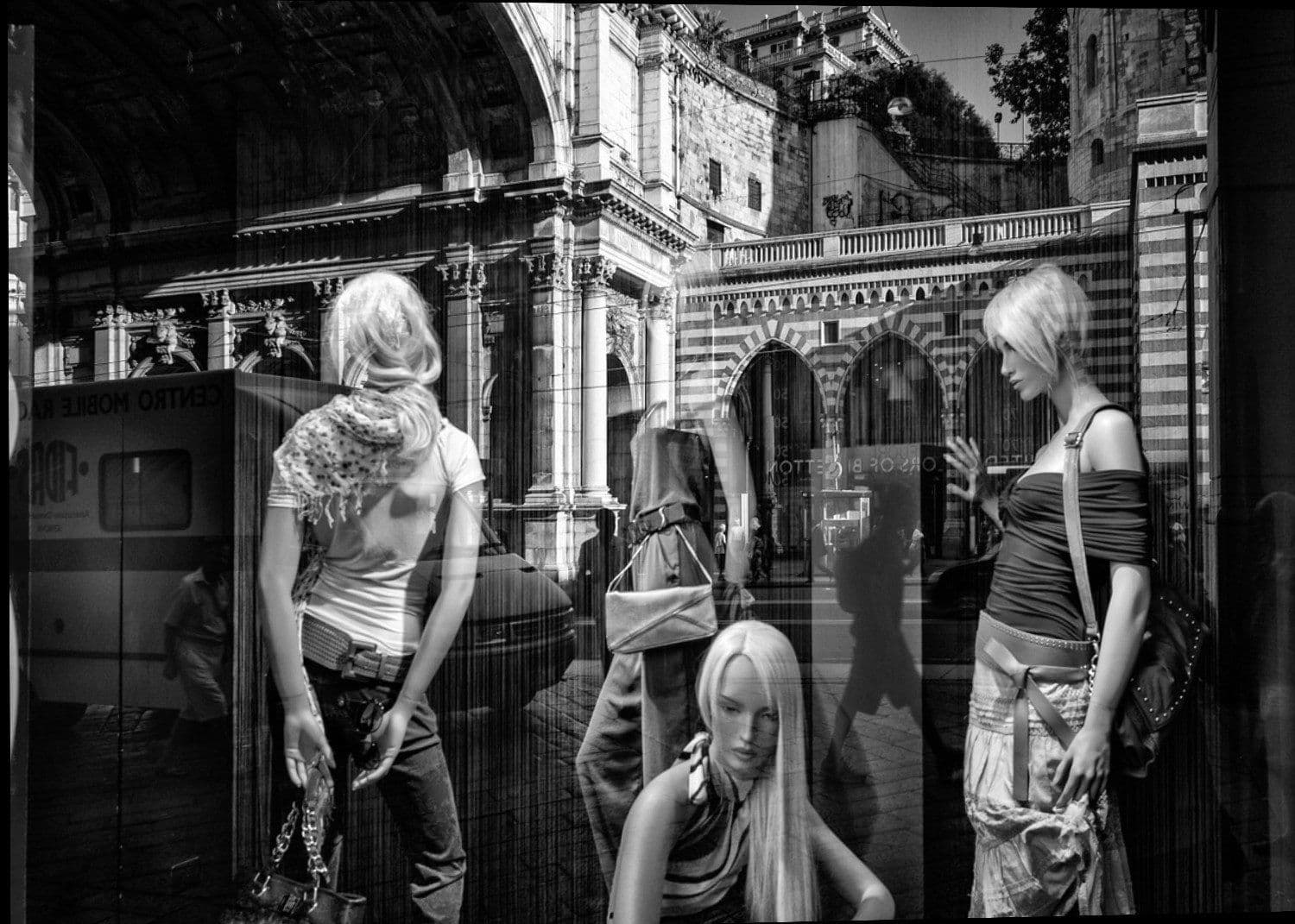 Fashion meets Architecture